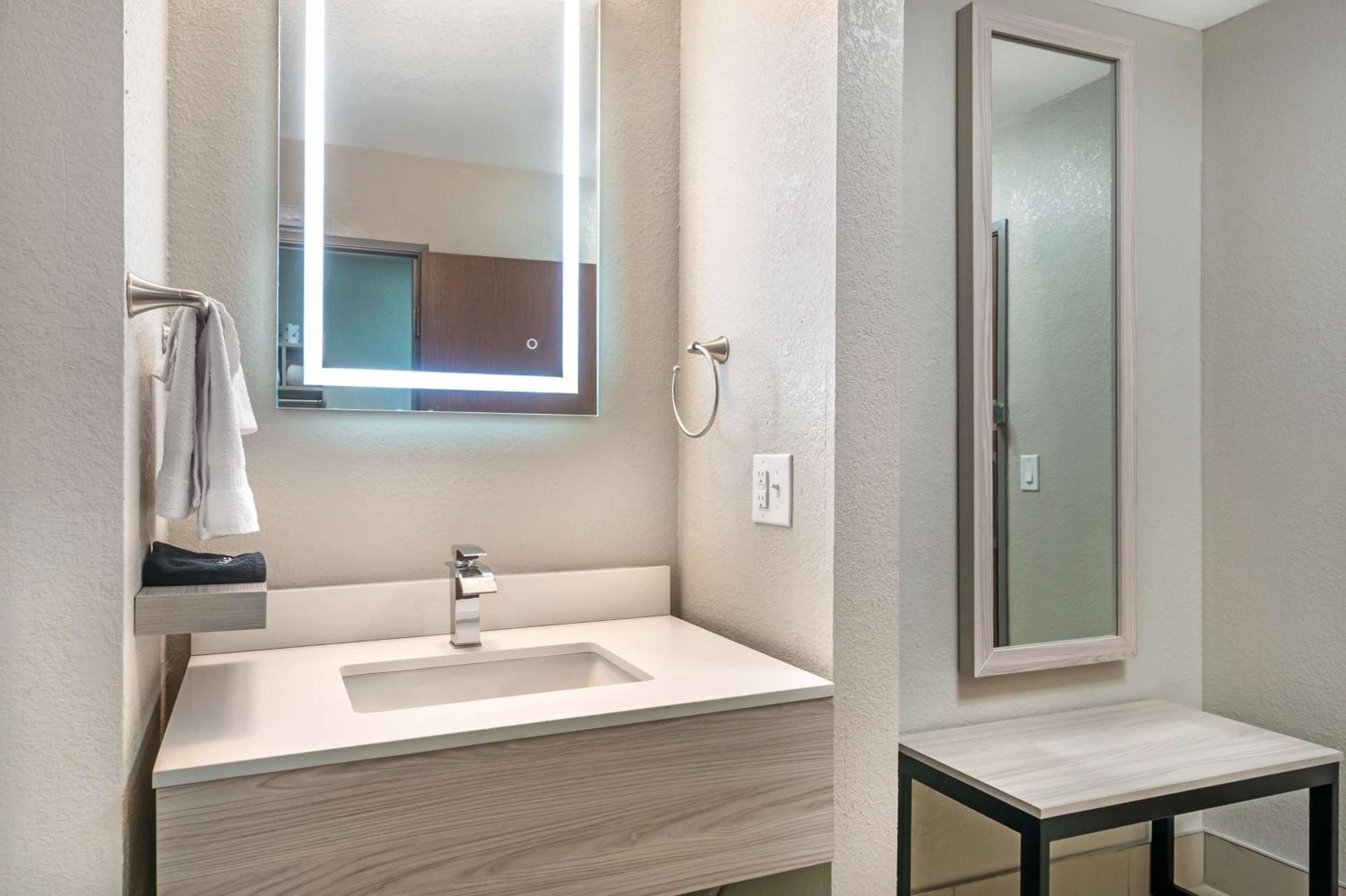 Best Western Wichita North Park City Eksteriør billede